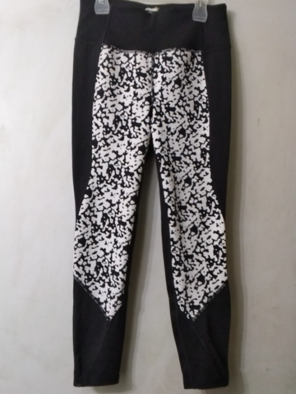Avia Black & White Patterned Women's Leggings Sz X Small
